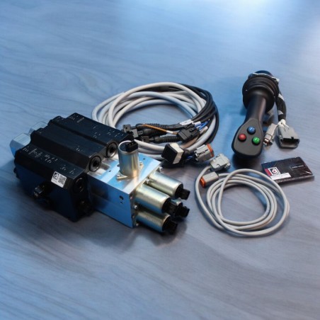 Joystick + Proportionalventil 90 l/min 12 V fȕr Lader OPEN CENTER SYSTEM Hydraulic Master