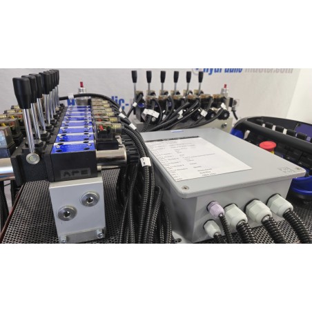 Proportional Valve Cetop NG6 80 l/min with Scanreco G2B Up to 24 Functions