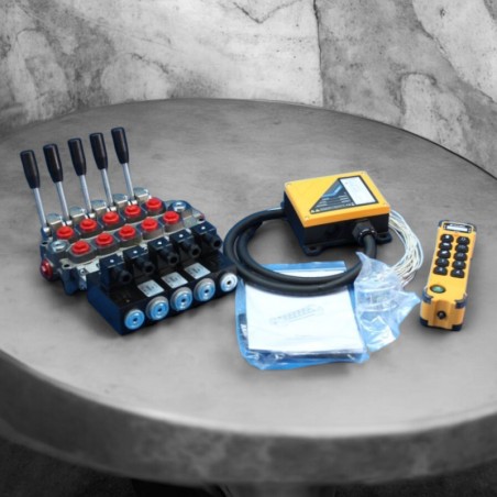 Monoblock Hydraulik Bank Motor 5 Schieberventile Galtech Q75 90 L/Min 24 GPM 24 V + Juuko Wireless Control Panel