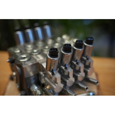 Proportionalventil Walvoil DPX100 4 Funktionen Nachkompensation