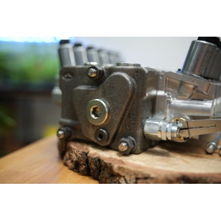 Proportionalventil Walvoil DPX100 6 Funktionen