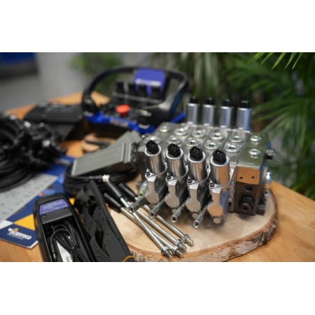 Scanreco 4-Funktionen-Fernbedienung + DPX 100-Ventil 24V Plug-&-Play-Set