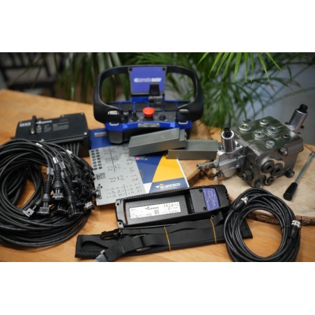 Walvoil DPX100 1-Wege-Proportionalventil + Scanreco Mini G2B Fernbedienung