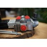 Elektromagnetisches Steuerventil Q75 2 -Spool, 90 L/Min  Elektrisch Solenoid 24V + Hebel