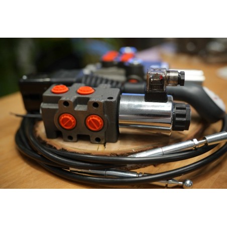 Hydraulik-steuerventil Kit 3 Funktionen Doppeltwirkend Traktor Lader  Joystick  80 l/min