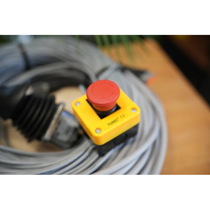 10 Funktionen Walvoil DPX100 mit 1 Joystick mit MTH-Griff + Steuergerät mit Elektronik für die Erweiterung
