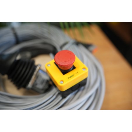 10 Funktionen Walvoil DPX100 mit 1 Joystick mit MTH-Griff + Steuergerät mit Elektronik für die Erweiterung