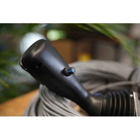 10 Funktionen Walvoil DPX100 mit 1 Joystick mit MTH-Griff + Steuergerät mit Elektronik für die Erweiterung