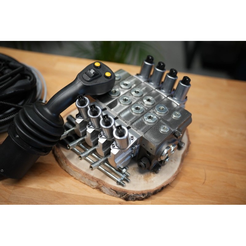 Walvoil DPX100 4-Wege-Ventil + JP-Joystick – 4 Funktionen für Hiab und andere