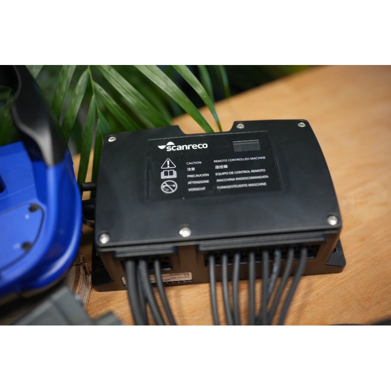 RC400 Proportional-Funksteuerungsset | 8-Kanal-Funkfernsteuerung + 2 JS-Joysticks PVG32 Danfoss DIN/AMP
