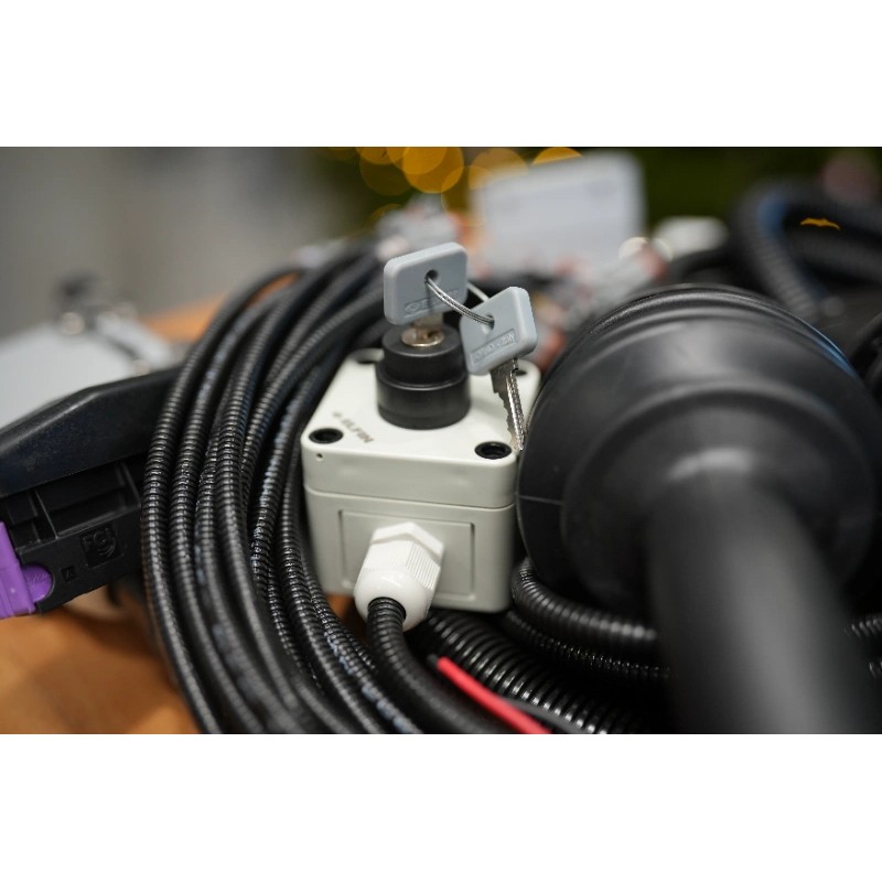 RC400 Proportional-Funksteuerungsset | 8-Kanal-Funkfernsteuerung + 2 JS-Joysticks PVG32 Danfoss DIN/AMP
