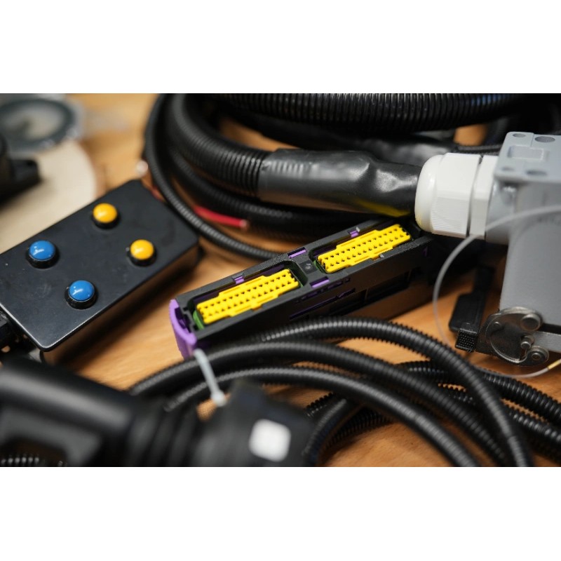 2 Mini-Joysticks Otto + Walvoil DPX 100 mit 8 Funktionen für Forstkrane