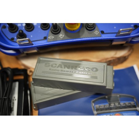 Walvoil DPX 100 7-Wege-Ventil + Scanreco RC 400 Maxi Fernbedienung