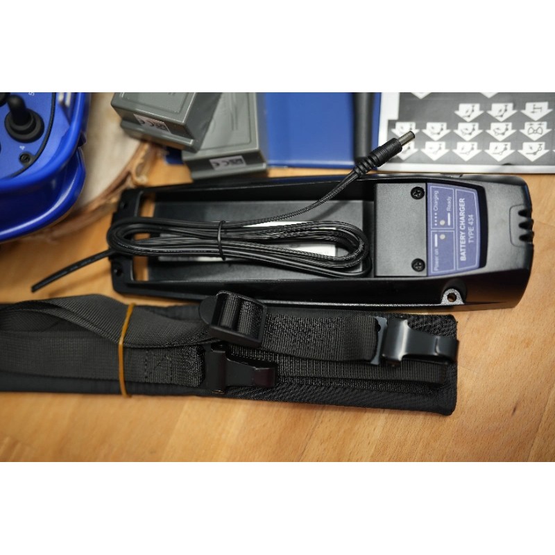 Walvoil DPX 100 7-Wege-Ventil + Scanreco RC 400 Maxi Fernbedienung