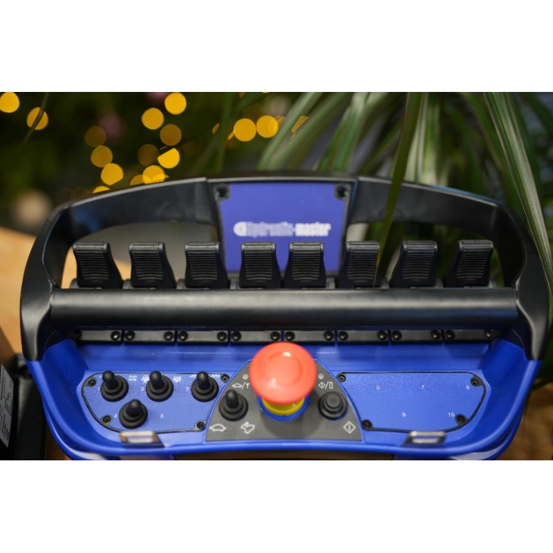 9-Wege-Proportionalventil + Scanreco-Fernbedienung bis zu 40 gpm (120 l/min) Usewood Forest Tec Timberpro