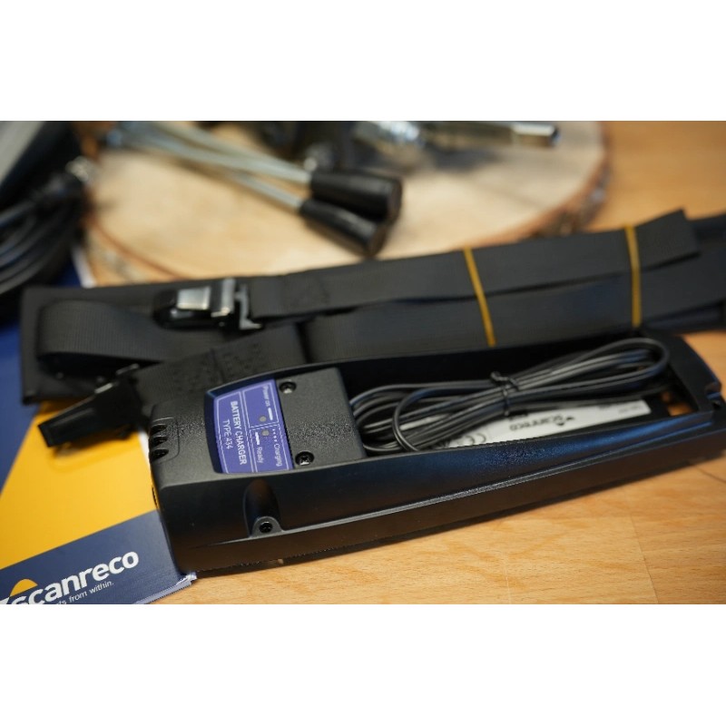 Walvoil DPX100 3-Wege-Proportionalventil + Scanreco Mini G2B Funkfernbedienung