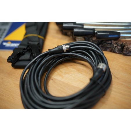 Walvoil DPX100-Ventil mit 9 Funktionen und Scanreco RC400 G2B mit 3 Joysticks