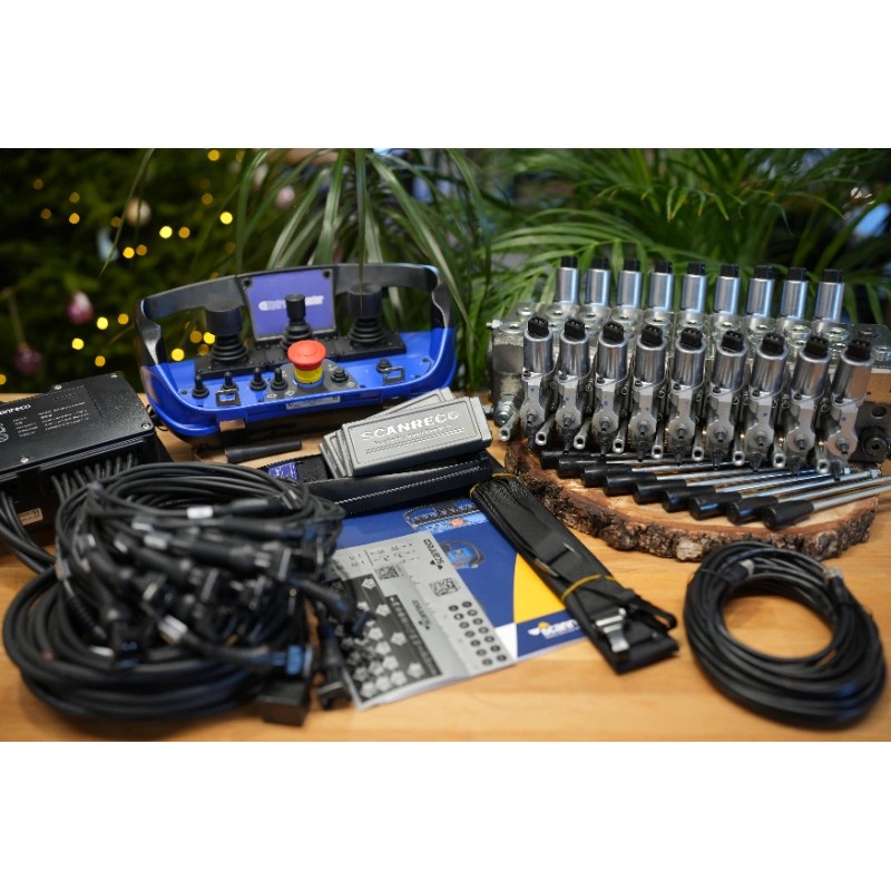 Walvoil DPX100-Ventil mit 9 Funktionen und Scanreco RC400 G2B mit 3 Joysticks