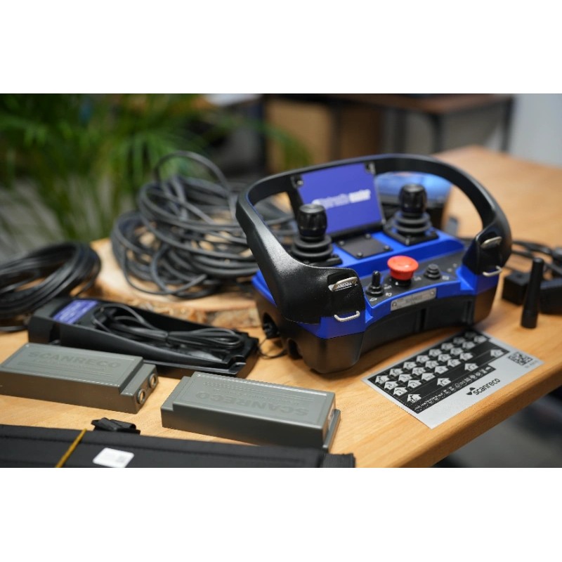Scanreco Mini G2B Funkfernsteuerung mit 2 Joysticks, 2 Achsen – 4 Funktionen