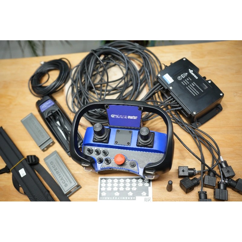 Scanreco Mini G2B Funkfernsteuerung mit 2 Joysticks, 2 Achsen – 4 Funktionen