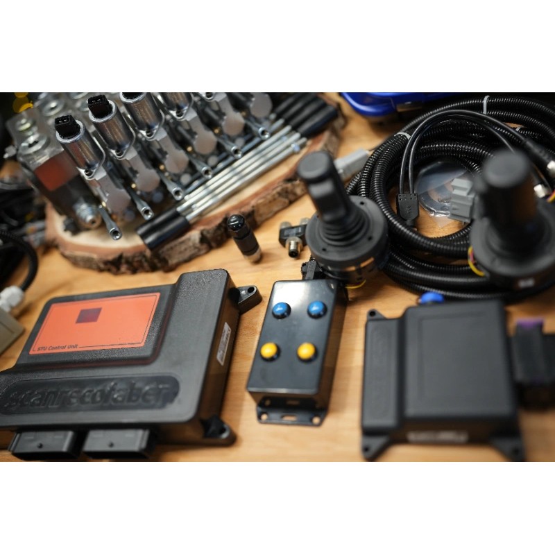 2 Mini-Joysticks Otto + Scanreco-Fernbedienung für Walvoil DPX100 6 Funktions Kran