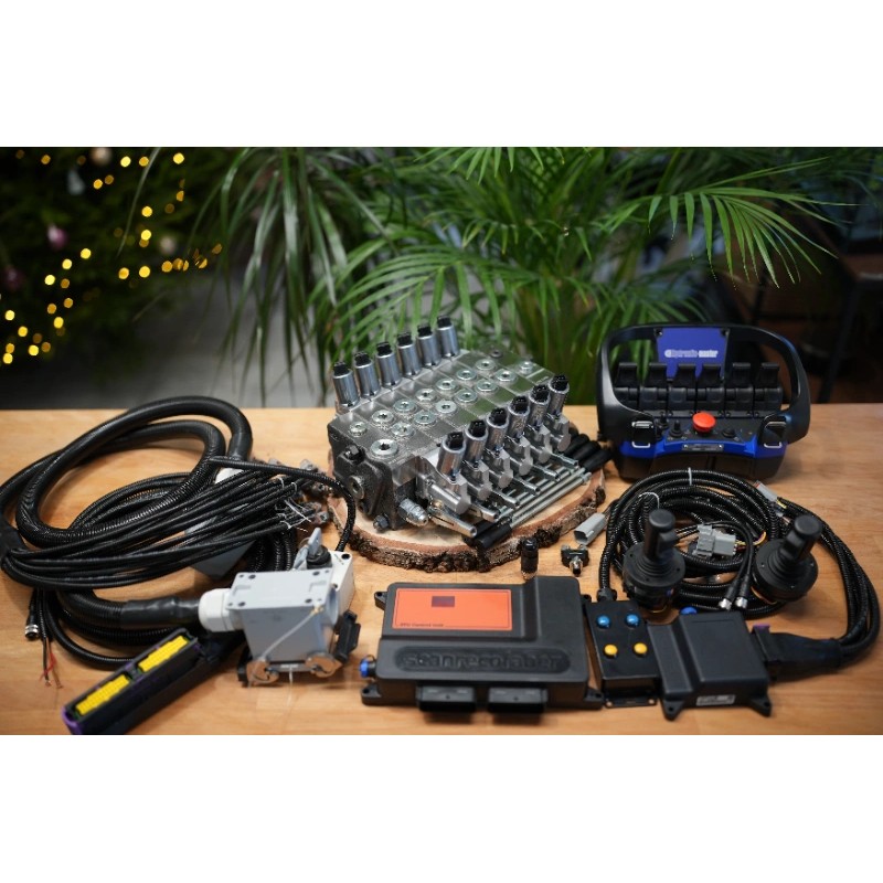 LKW-Kran-Bausatz DPX100 + Scanreco RC400 & Canbus-Joysticks von Otto