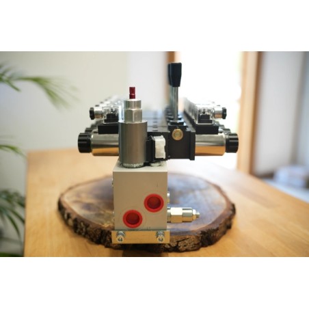 Proportional CETOP Ventil, 6 Funktionen, 21 GPM, mit Handhebel