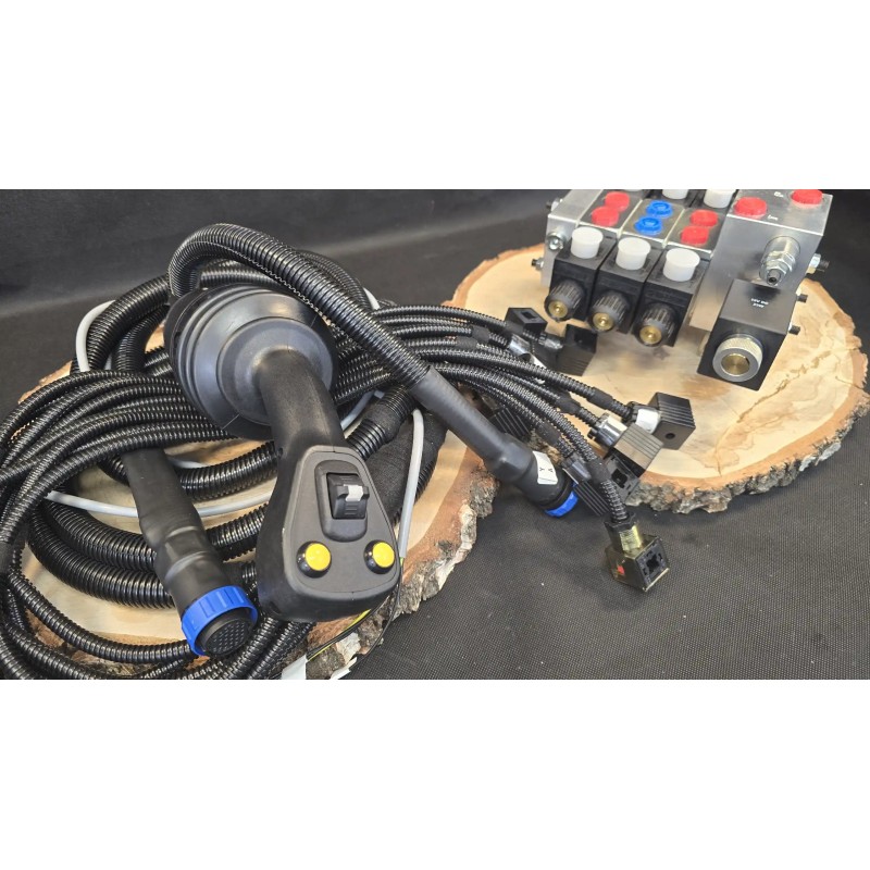 Frontlader-Set Walvoil Hydraulikventil SDE030 mit JP-Joystick