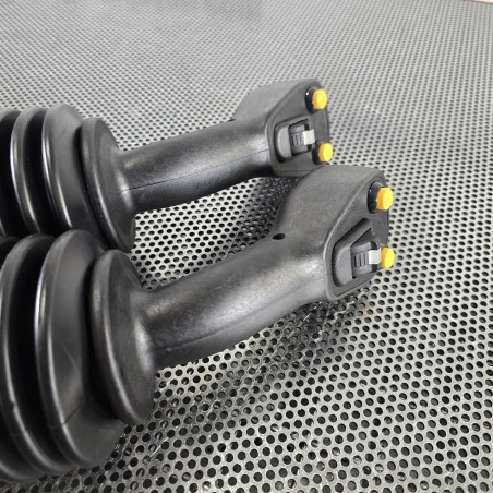 Cetop-Proportionalventil, 8 Funktionen, 21 GPM + Handhebel und 2 JP-Joysticks