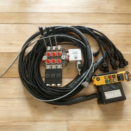 Monoblock-Hydraulikventil, 3 Abschnitte, 60 l/min, 12V / 24V + Funkfernsteuerung Juuko