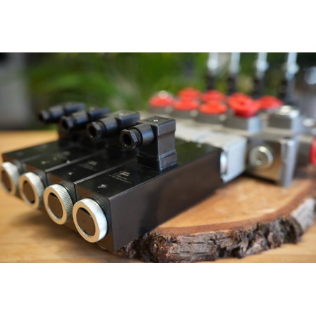 Galtech Q75 4 Sektionen Wegeventil 90 L/Min 24 GPM Elektrisch Solenoid 24V + Hebel