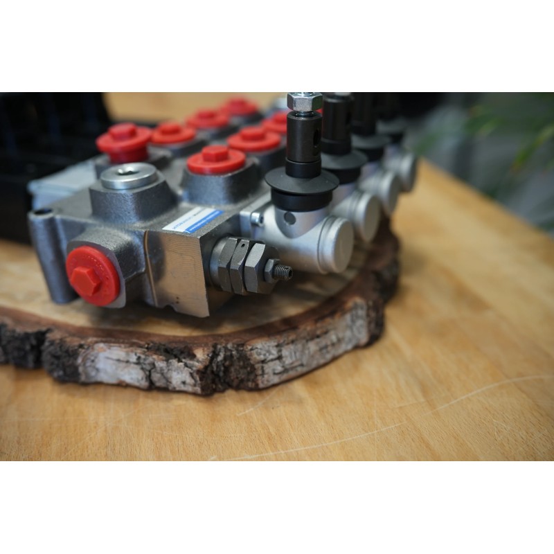 Galtech Q75 4 Sektionen Wegeventil 90 L/Min 24 GPM Elektrisch Solenoid 24V + Hebel
