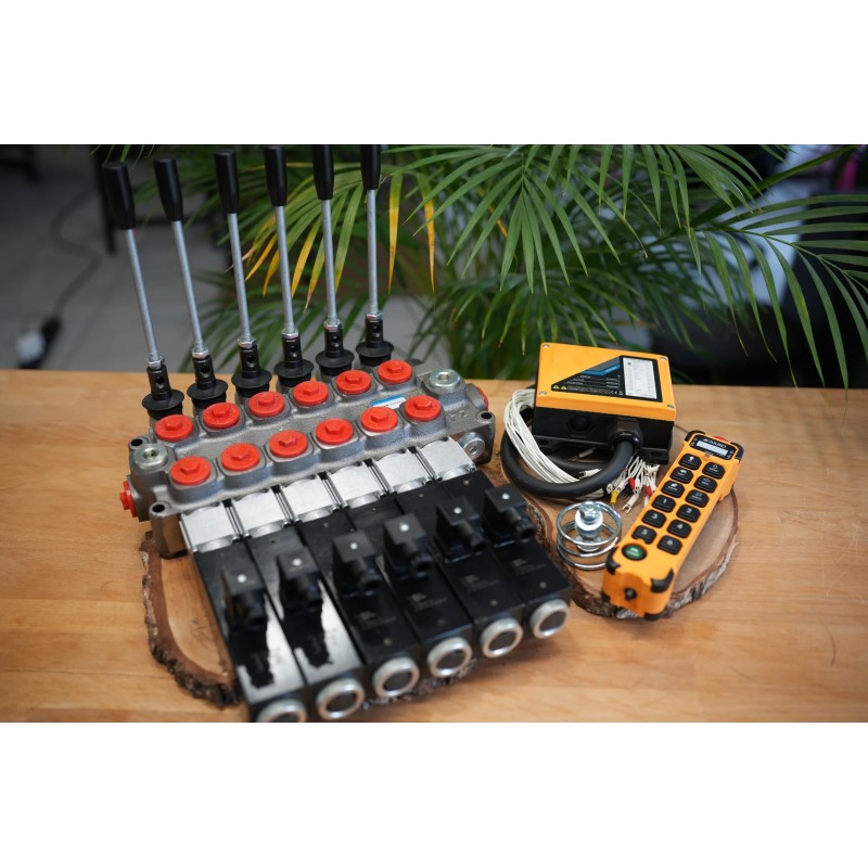 Hydraulikventil 6 -spool Q75 90 L/Min  12V/24V + Juuko Wireless Control Panel