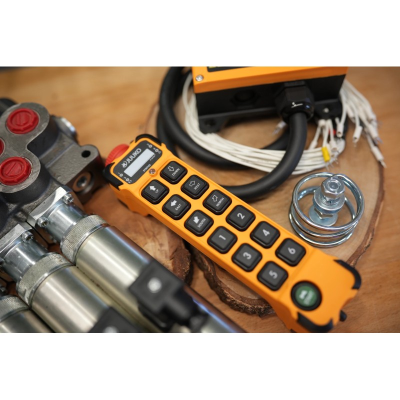 Hydraulikventil 6 Sektionen HM line, 60 l/min (16 gpm), 12 V, doppeltwirkend für Zylinderschieber + Funkfernbedienung (Ein/Aus)