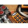 Hydraulikventil 6 Sektionen HM line, 60 l/min (16 gpm), 12 V, doppeltwirkend für Zylinderschieber + Funkfernbedienung (Ein/Aus)
