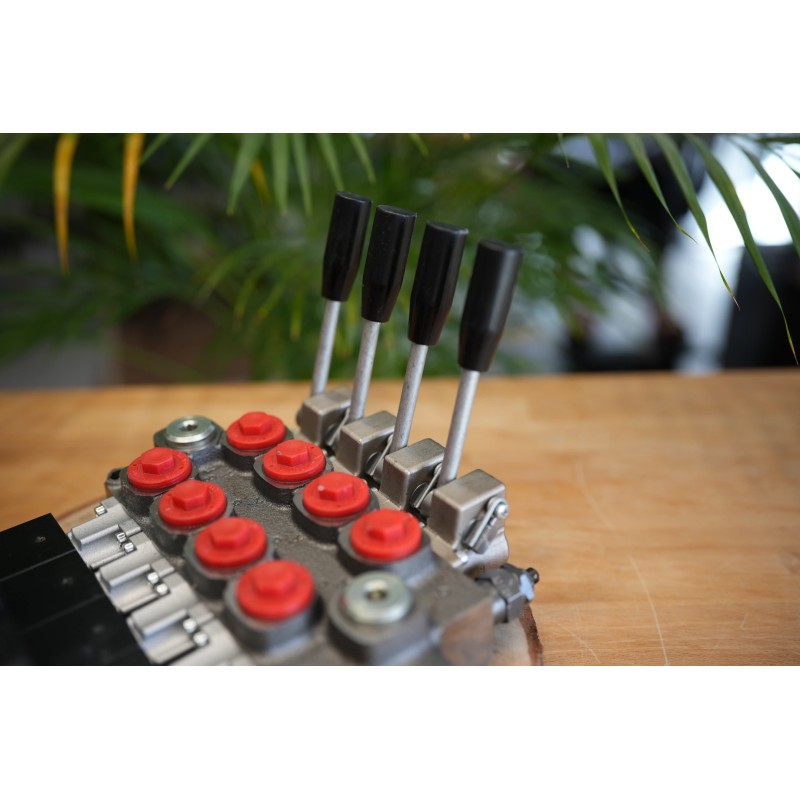 Elektromagnetisches Steuerventil 4-spool Q45 60 L/Min 16 GPM Elektrische Magnetspule 24V + Hebel