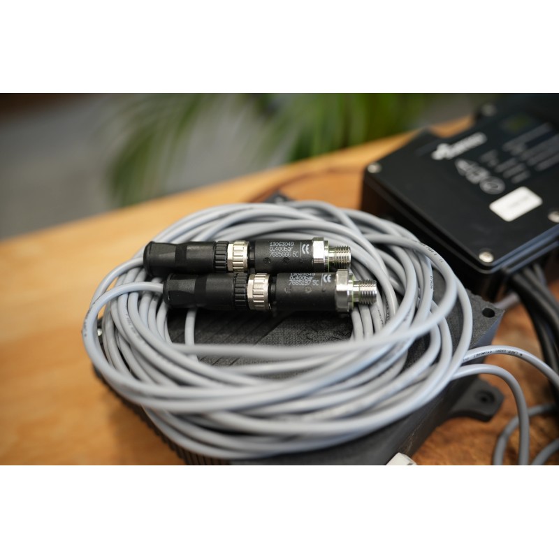 Funkfernbedienung Scanreco Maxi mit Anzeige für Drucksensor und 2 Empfängern zur Erweiterung der Funktionalität