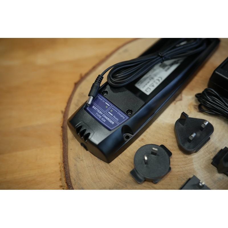 Scanreco G2B-Ladegerät Typ 435 und Ladestation Typ 434