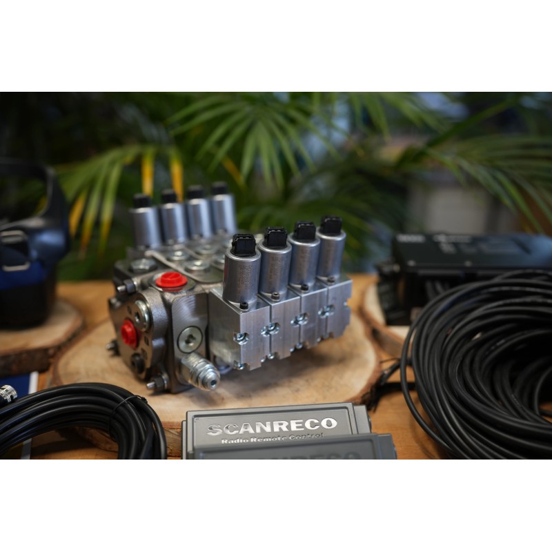 Walvoil DPX50 mit 4 Funktionen + Scanreco G4-Fernbedienung für Vermeer-Geräte