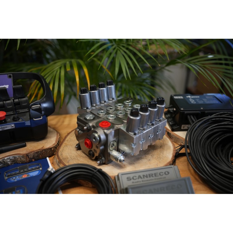 Walvoil DPX50 mit 4 Funktionen + Scanreco G4-Fernbedienung für Vermeer-Geräte
