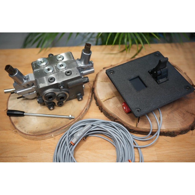 Proportional-Steuerpult Fire Salamander mit Hydraulikventil DPX100 1 Funktion