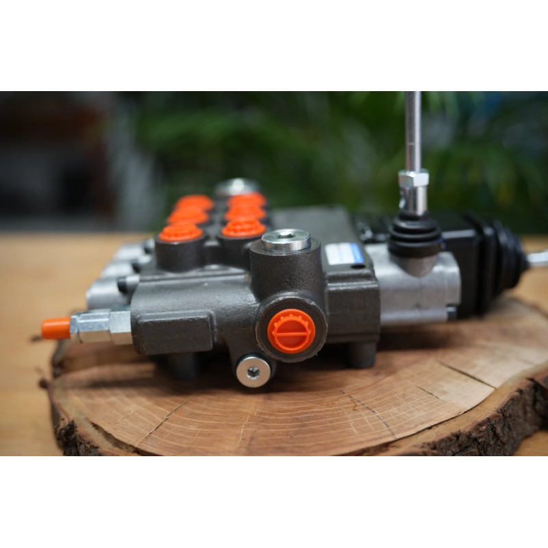 Monoblock-Wegeventil 80 L/Min 3 Schieber Doppeltwirkend + Joystick