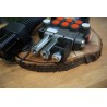Hydraulikventil 3 Funktionen, 40 l/min (11 GMP), Monoblock 2p40 mit einer Schwimmfunktion + 3. elektrische Funktion + Joystick