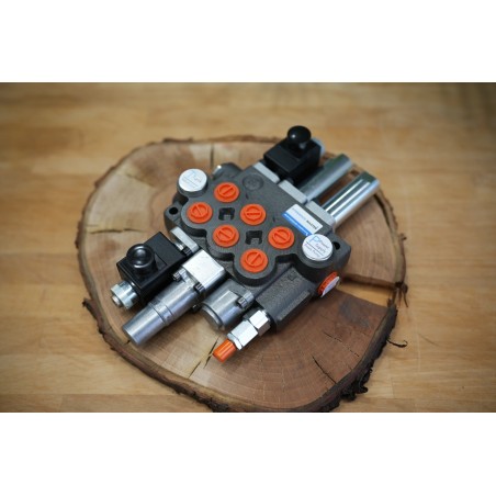 Hydraulikventil 3 Funktionen, 40 l/min (11 GMP), Monoblock 2p40 mit einer Schwimmfunktion + 3. elektrische Funktion