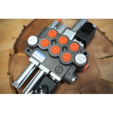 Hydraulikventil 3 Funktionen, 40 l/min (11 GMP), Monoblock 2p40 mit einer Schwimmfunktion + 3. elektrische Funktion