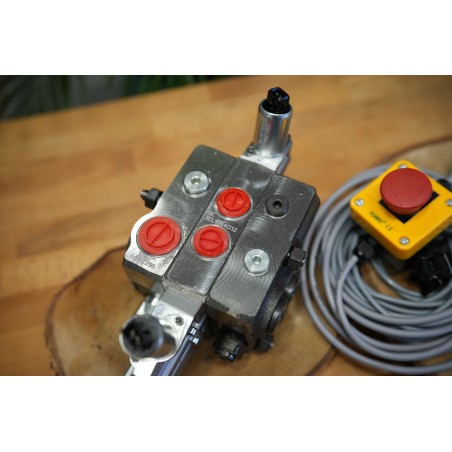 Proportionalventil Walvoil DPX 100 + Proportional-Fußpedal