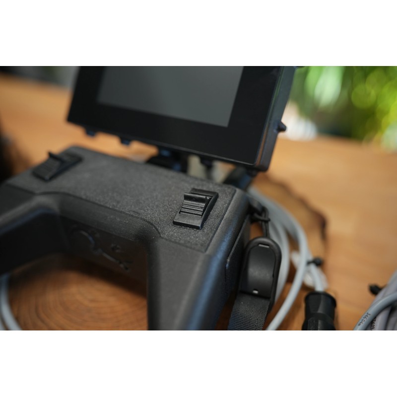 Proportionaler drahtloser Fire Salamander Steuergerät mit Touch-Display, zusätzliches kabelgebundenes Bedienfeld mit Joystick un
